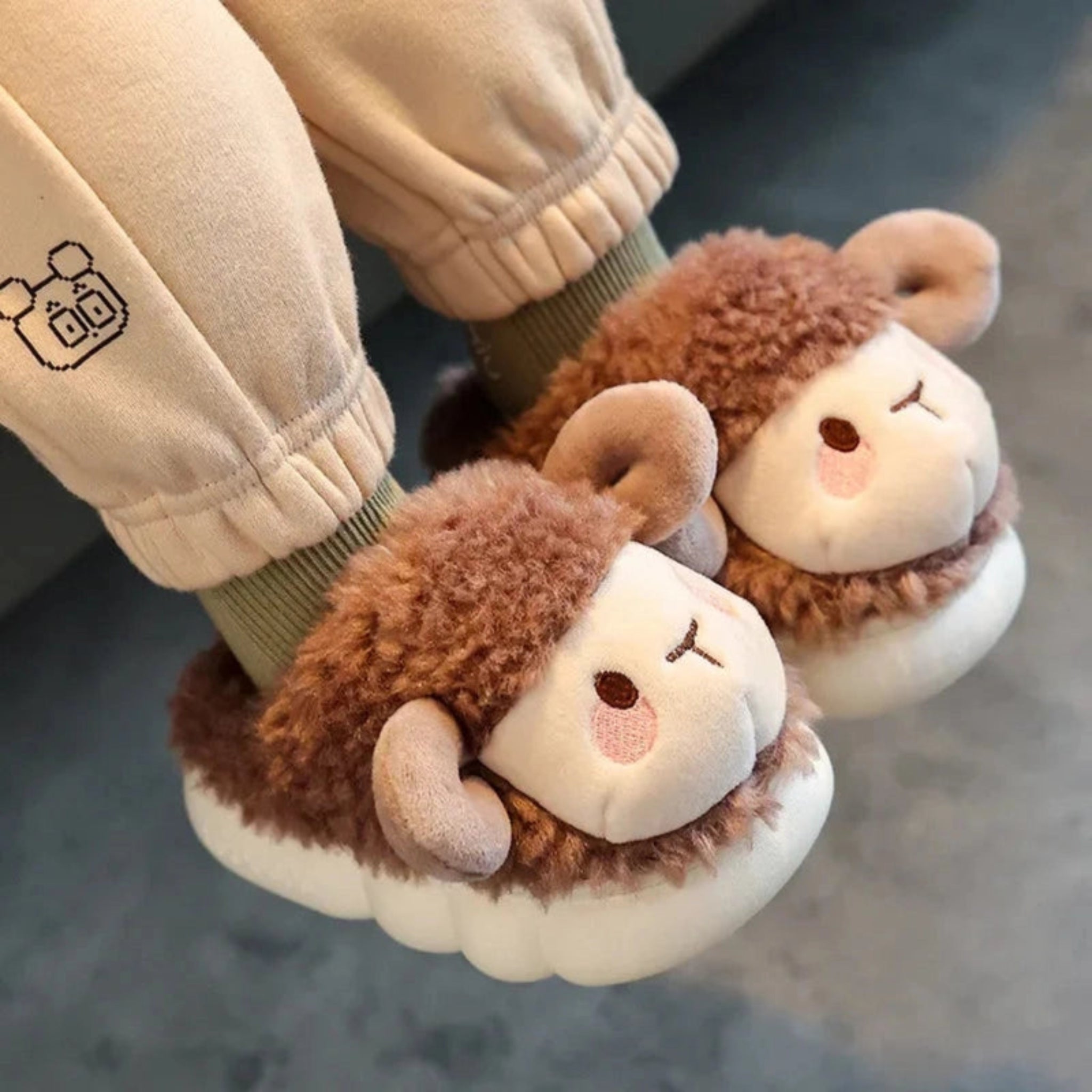 Boobuba Cozy Cute Sheep Plush Slippers for Kids Ages 3-10 - Warm & Soft